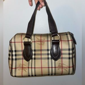 Haymark Nova Check Burberry Bag